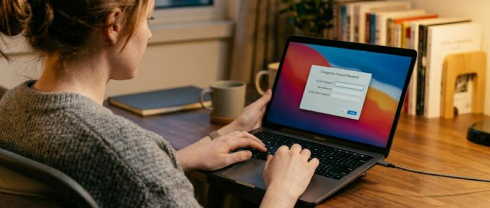 Come si cambia la password del portatile?